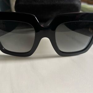 Women’s Gucci Sunglasses